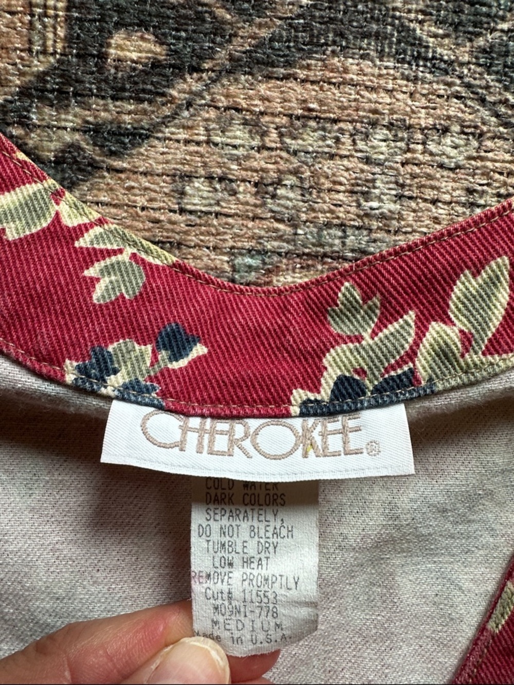 Vtg Cherokee denim floral vest Sz medium - Picture 2 of 4
